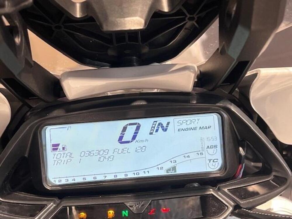 MV Agusta Stradale 800 EAS ABS (2015 - 17) (3)