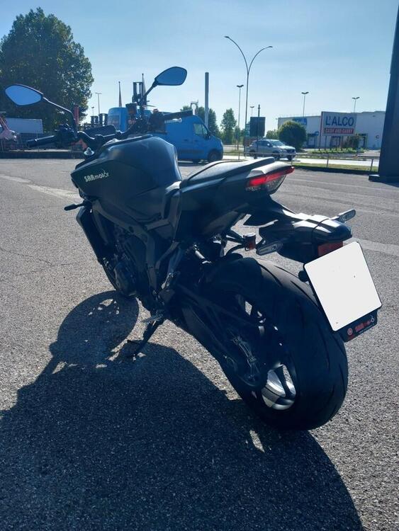 Yamaha MT-09 Y-AMT (2024 - 25) (2)