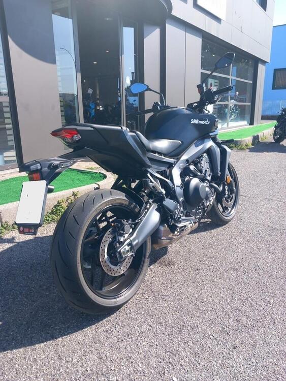 Yamaha MT-09 Y-AMT (2024 - 25) (3)