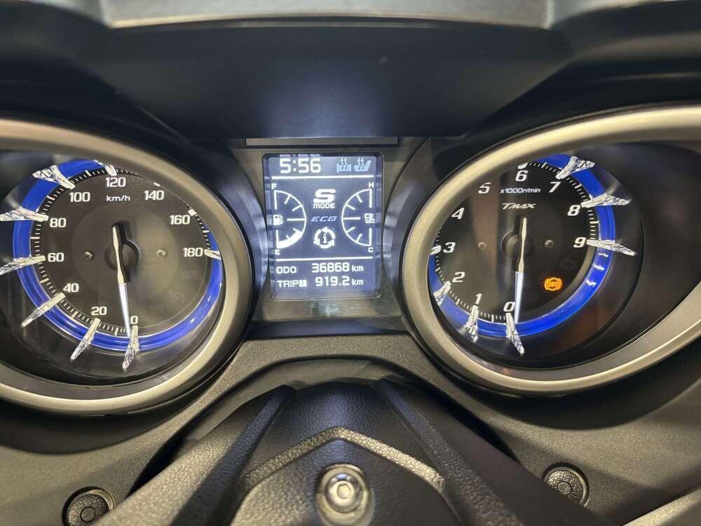Yamaha T-Max 530 DX (2017 - 19) (2)