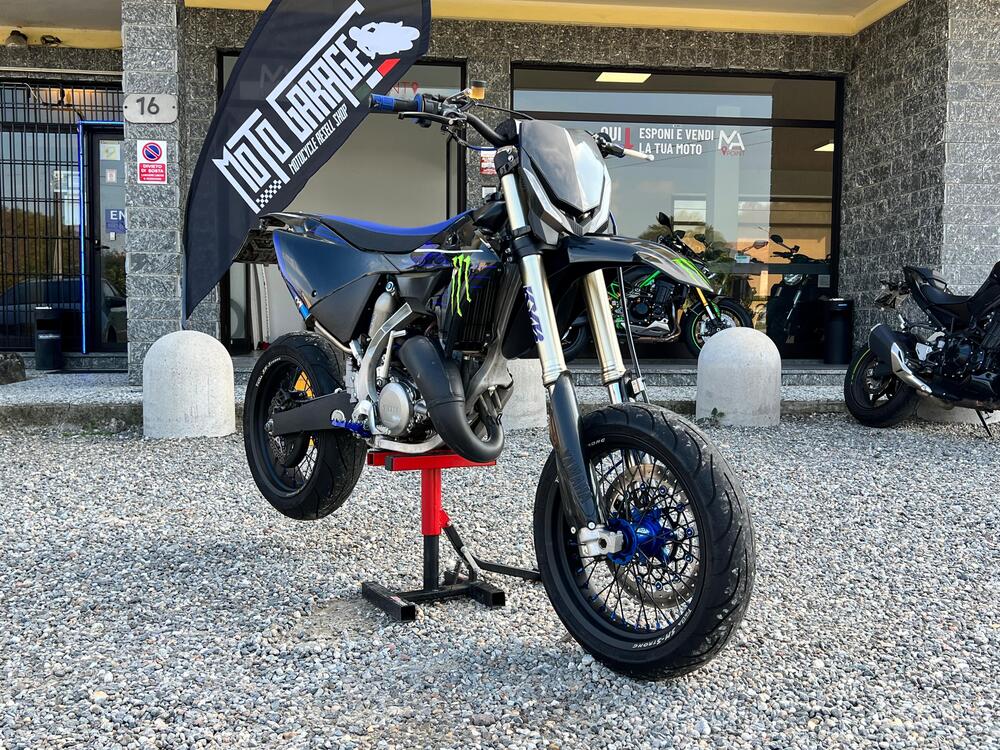 Yamaha YZ 125 (2023) (2)