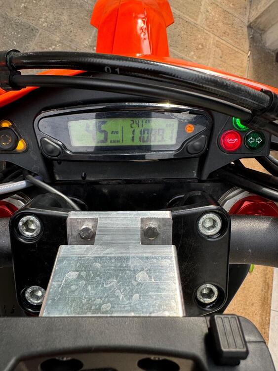 KTM 690 Enduro R (2019 - 20) (4)