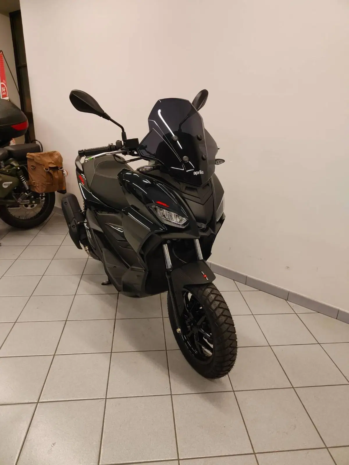 Aprilia SR GT 200 (2025 - 26) (4)