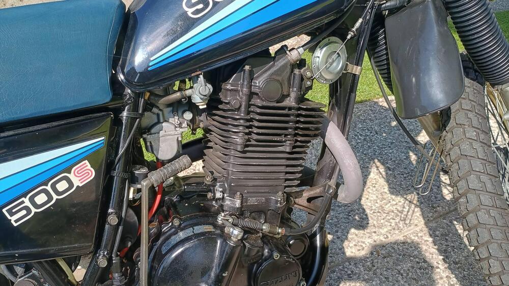 Suzuki DR500 S con portapacchi originale Suzuki  (5)