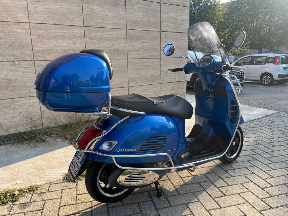 Vespa GTS 300 ABS (2014 - 16) (3)