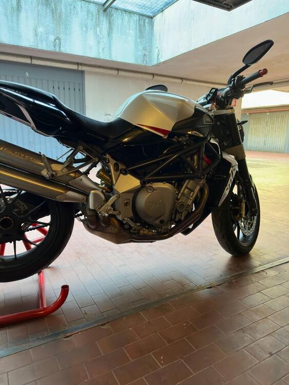 MV Agusta Brutale 910 R (2006 - 11) (4)