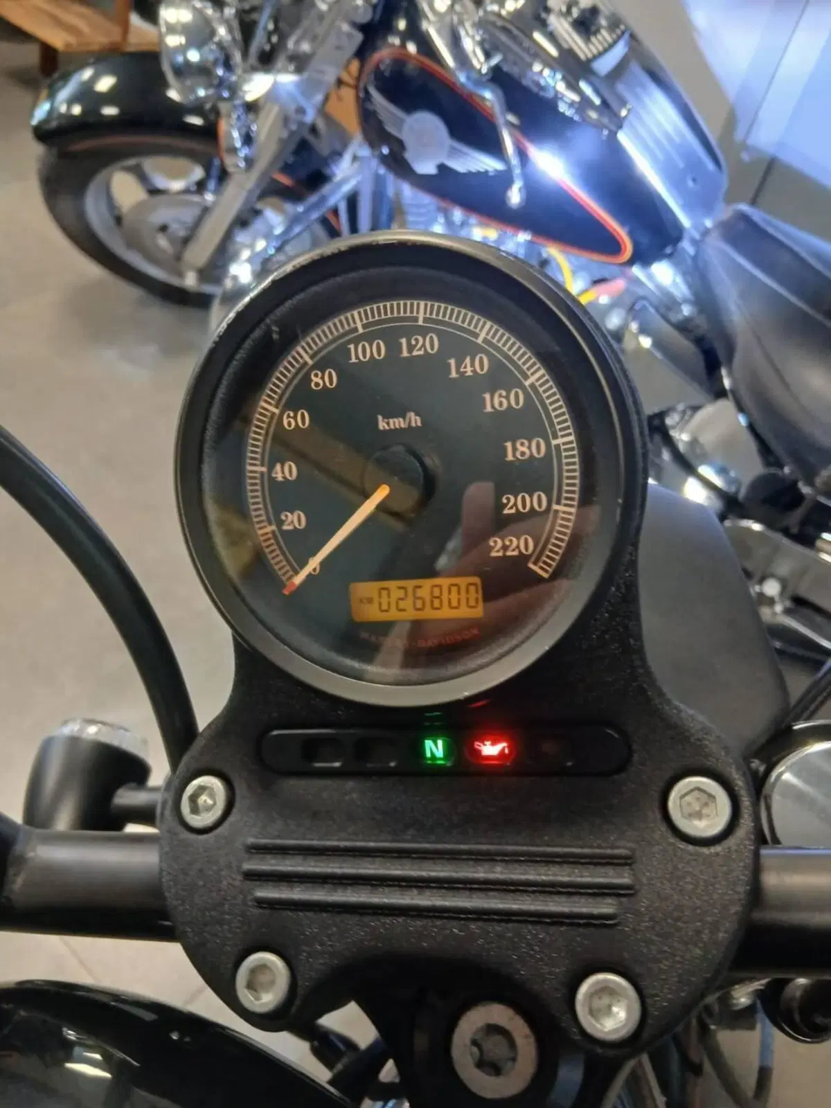 Harley-Davidson 883 R (2008 - 16) - XL 883R (11)