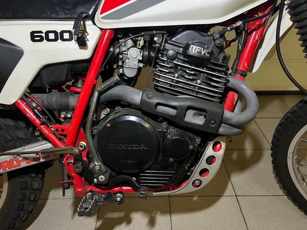Honda XL 600 R (4)