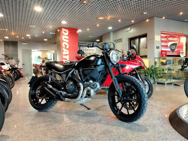 Ducati Scrambler 800 Full Throttle (2015 - 16)