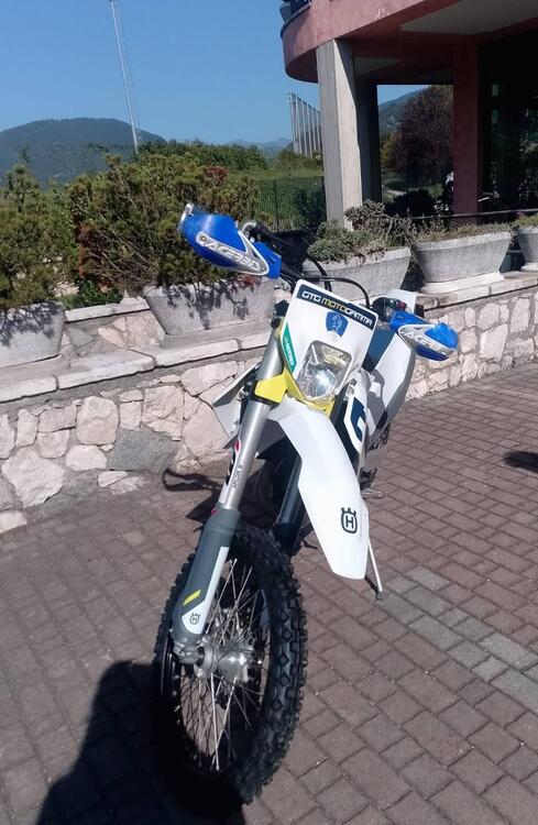 Husqvarna FE 450 (2020) (2)