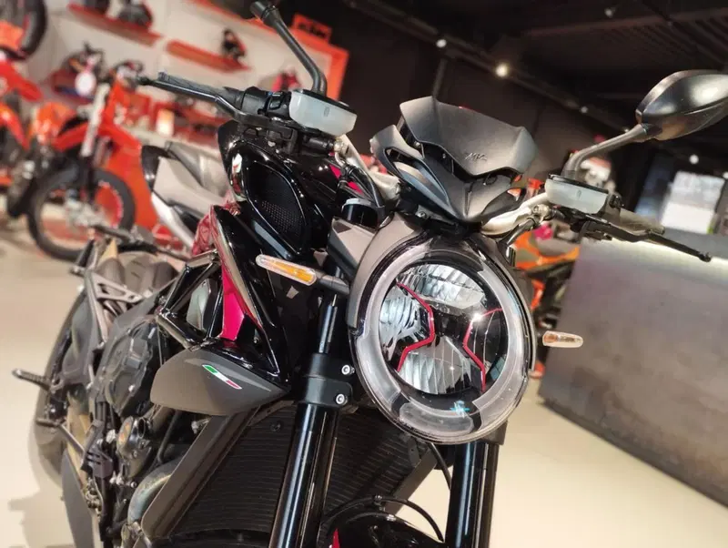 MV Agusta Brutale 800 RR (2021 - 25) (3)