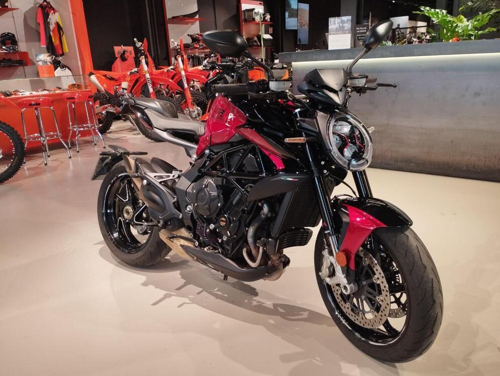 MV Agusta Brutale 800 RR (2021 - 25) (2)