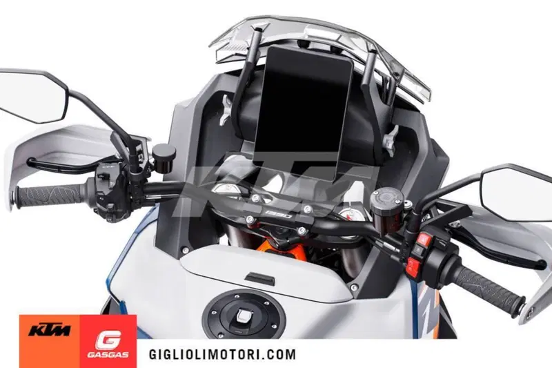 KTM 1390 Super Adventure R (2026) (15)