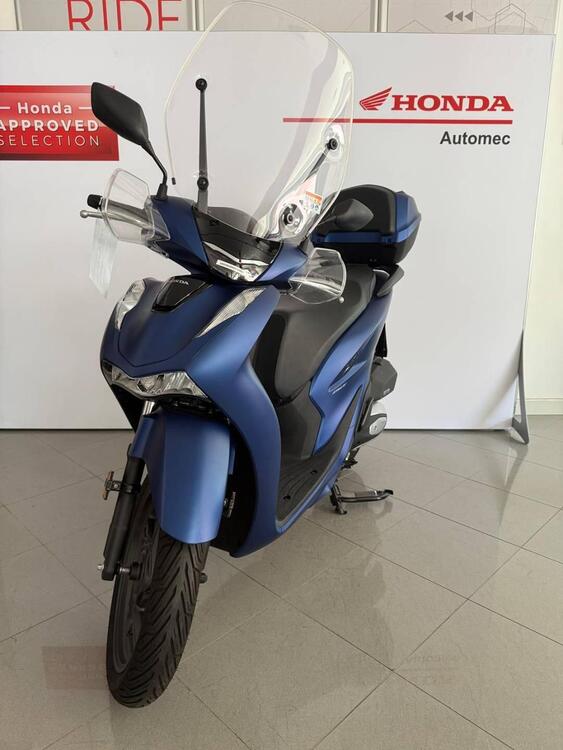 Honda SH 150i (2024 - 25) (4)