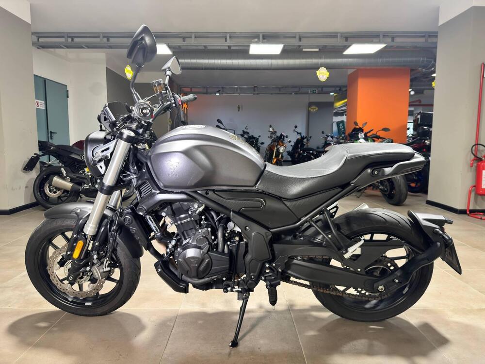 Voge Trofeo 500AC (2022 - 25) (4)