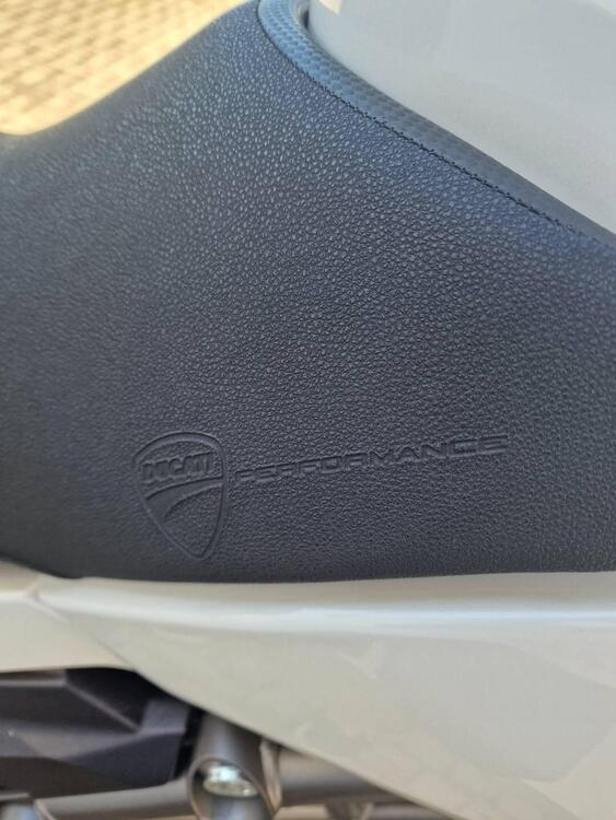 Ducati Multistrada 1200 S Touring (2010 - 12) (4)