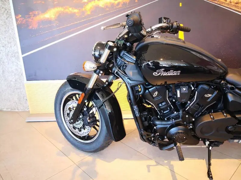 Indian Scout Sixty 999 Classic (2025 - 26) (10)
