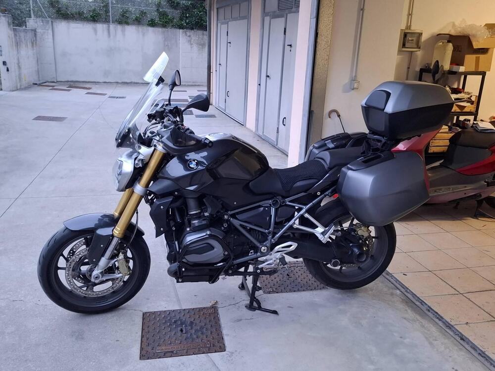 Bmw R 1200 R Black Edition (2017 - 18) (5)