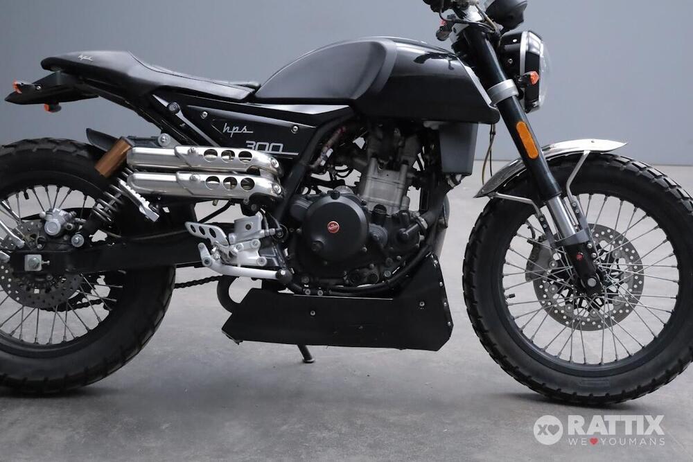 FB Mondial HPS 300 (2017 - 19) (3)