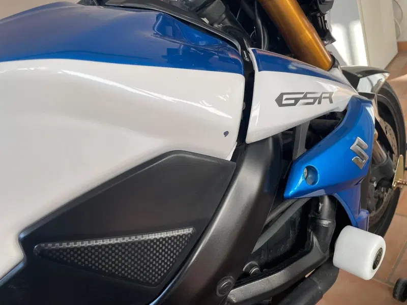 Suzuki GSR 750 Z ABS (2015 -16) (6)