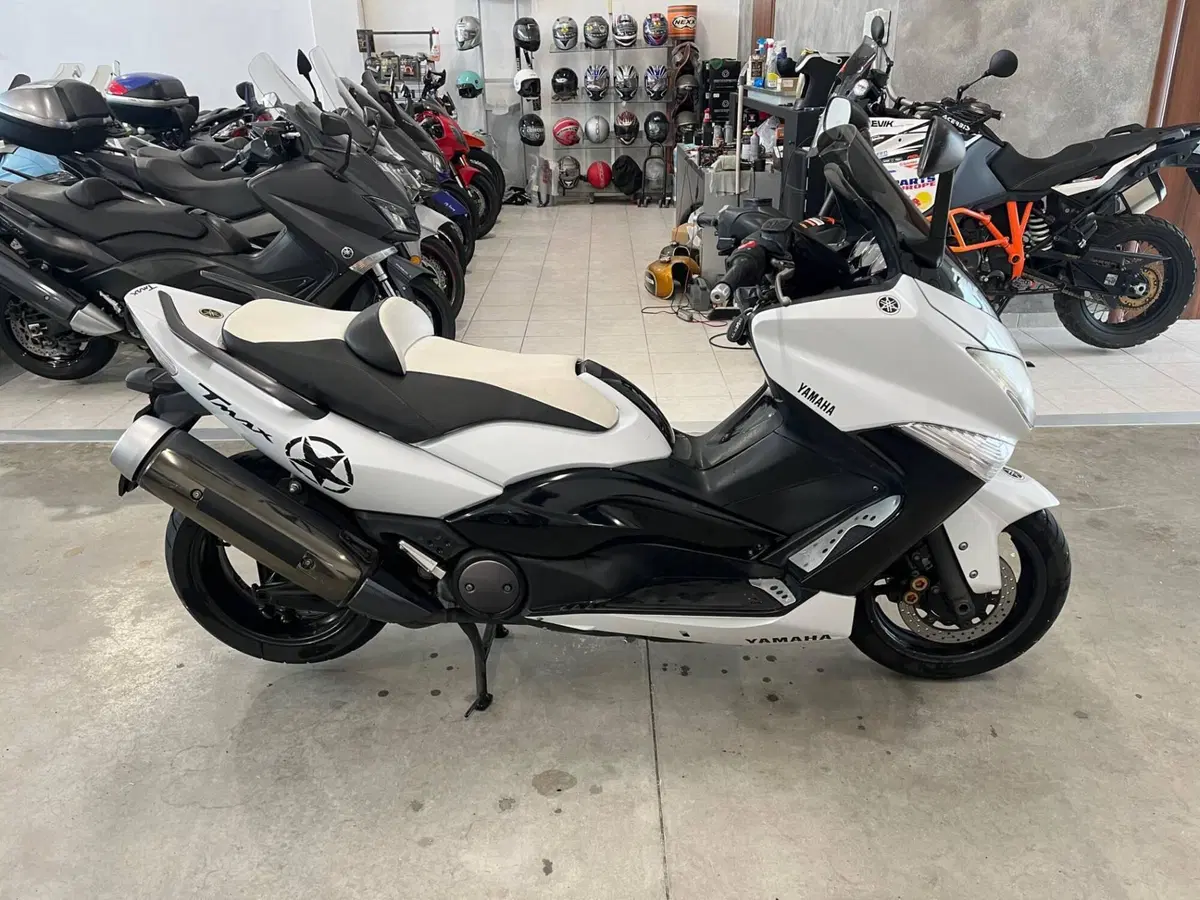 Yamaha T-Max 500 (2008 - 12) (5)