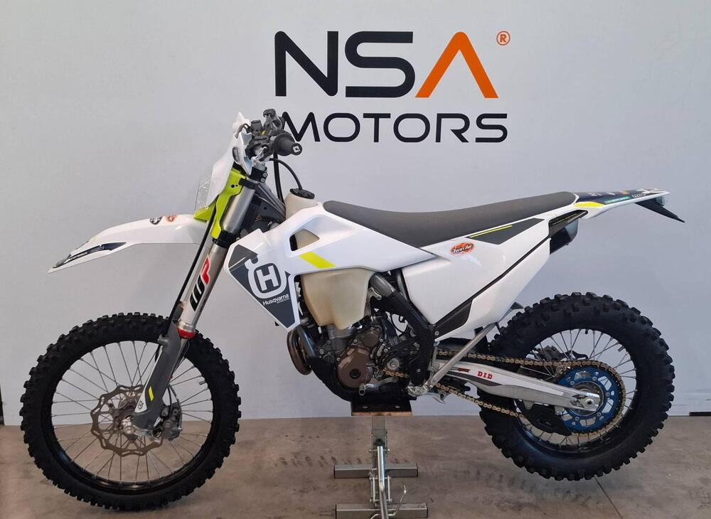 Husqvarna FE 350 (2022) (2)