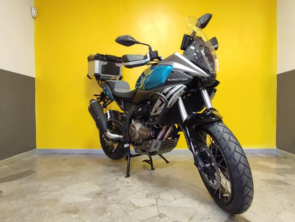 QJ Motor SRT 600 SX (2024 - 25) (2)