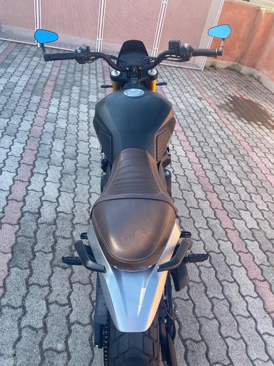 Moto Morini SEIEMMEZZO SCR (2022 - 25) (5)