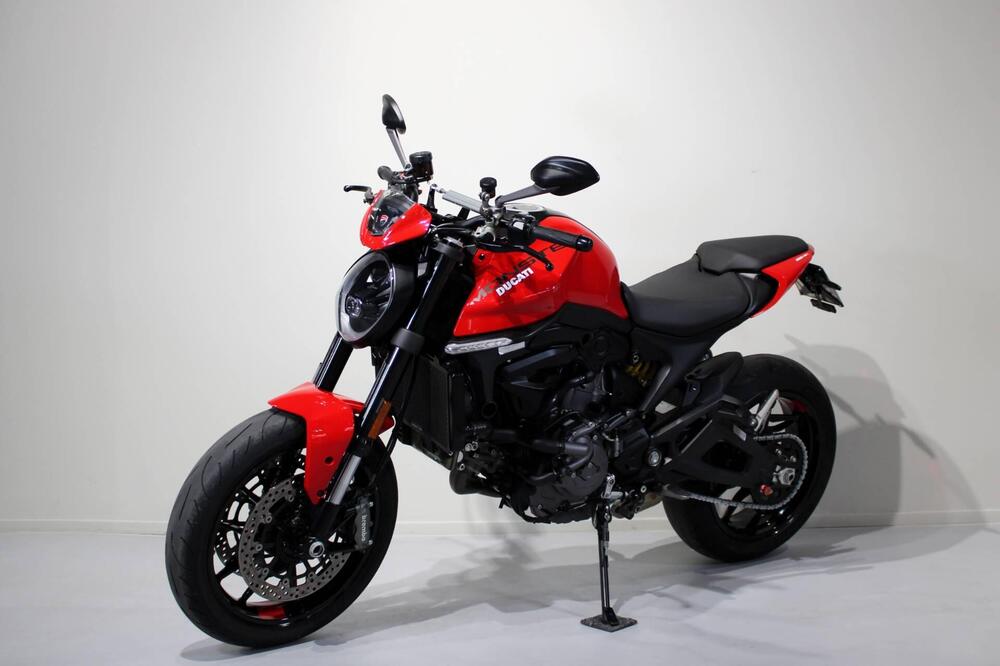 Ducati Monster 937 + (2021 - 25) (3)