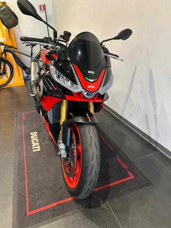 Aprilia Tuono V4 Factory (2021 - 24) (4)