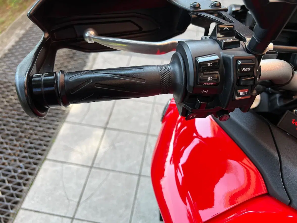 Yamaha Tracer 9 (2021 - 24) (7)