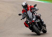 Italjet Dragster 700 Twin, moto o scooter? Lo abbiamo provato in pista a Imola, da gusto! [GALLERY e VIDEO]