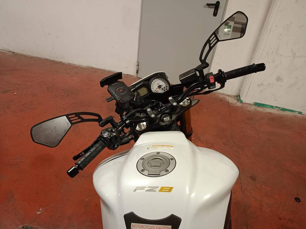 Yamaha FZ8 (2010 - 12) (5)