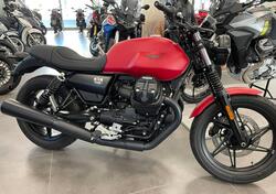 Moto Guzzi V7 Stone (2021 - 24) usata
