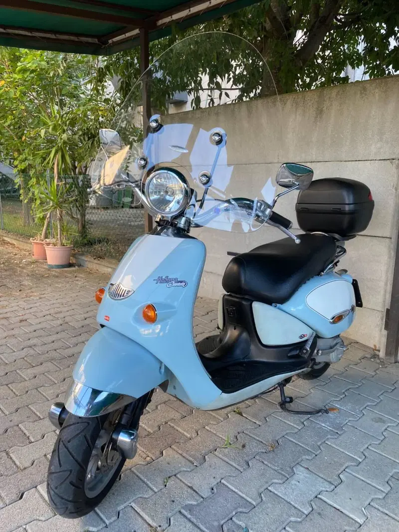 Aprilia Habana 125 Custom (1999 - 01) (2)