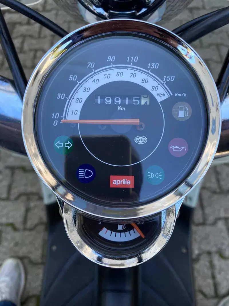 Aprilia Habana 125 Custom (1999 - 01) (6)