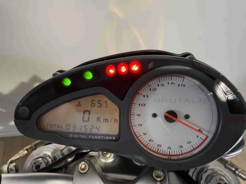 MV Agusta Brutale 910 S (2005 - 11) (7)
