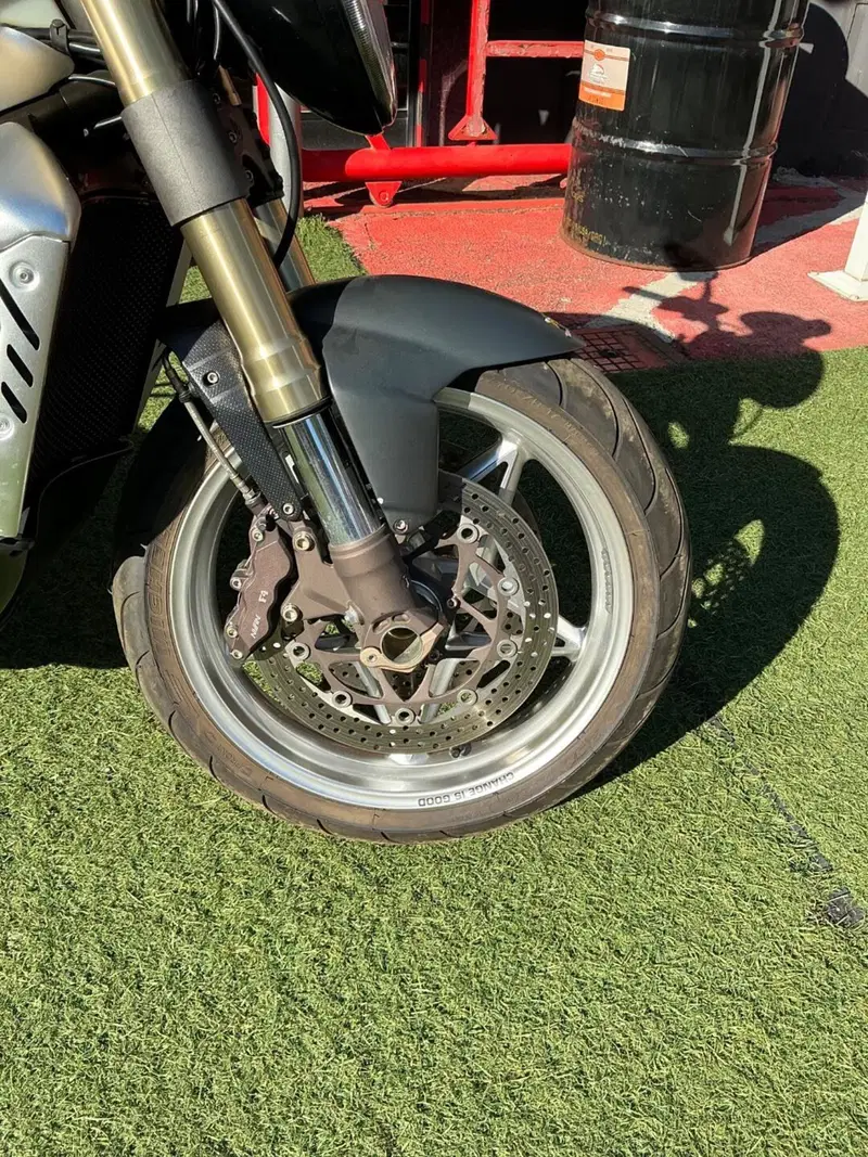 MV Agusta Brutale 750 S (2002 - 06) (8)