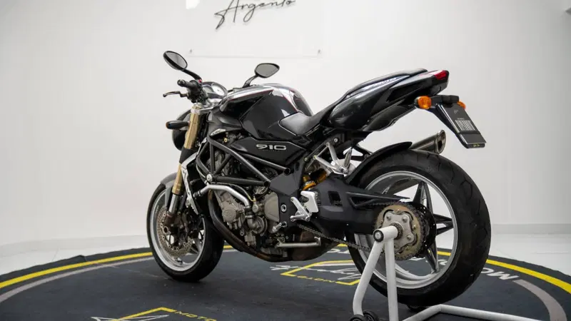 MV Agusta Brutale 910 S (2005 - 11) (2)