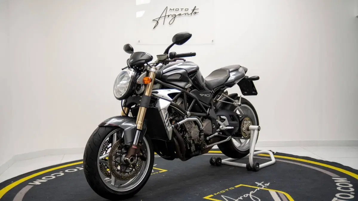 MV Agusta Brutale 910 S (2005 - 11) (4)