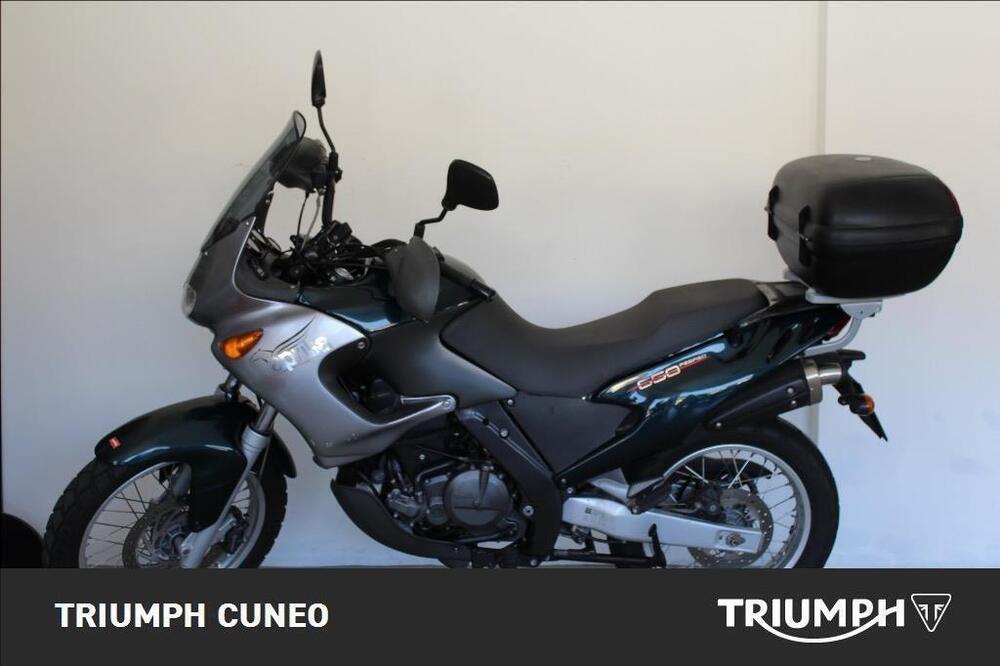 Aprilia Pegaso 650 IE (2001 - 02) (4)