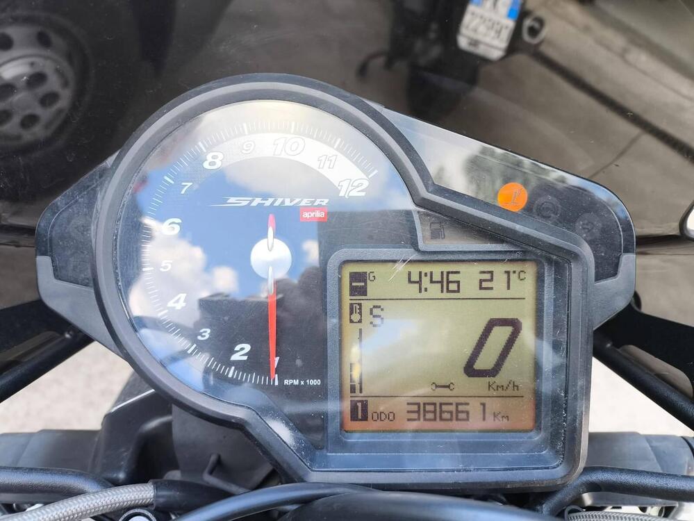 Aprilia Shiver (2008 - 10) (4)