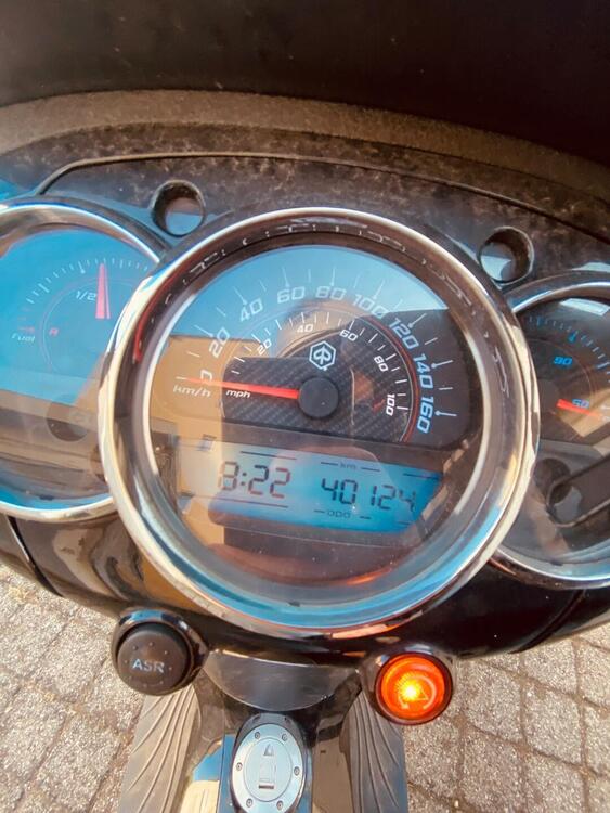 Piaggio Beverly 300 i.e. Police ABS-ASR (2017 - 20) (5)