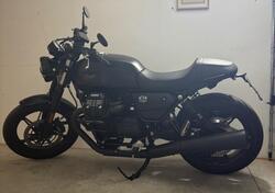 Moto Guzzi V7 Stone (2021 - 24) usata