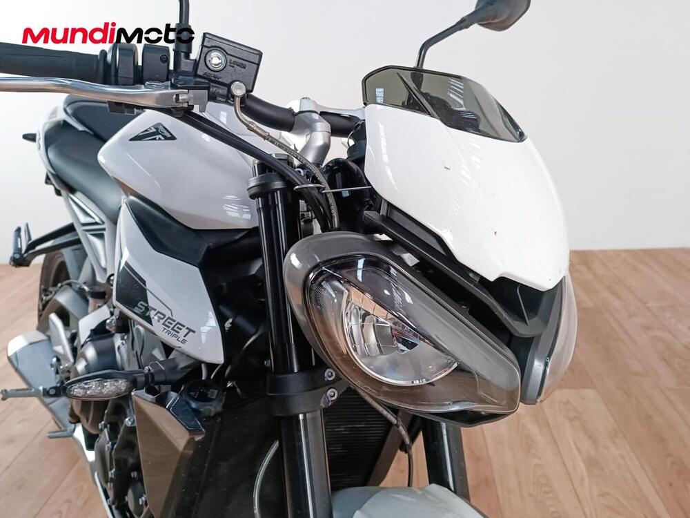 Triumph Street Triple 765 R (2023 - 25) (5)