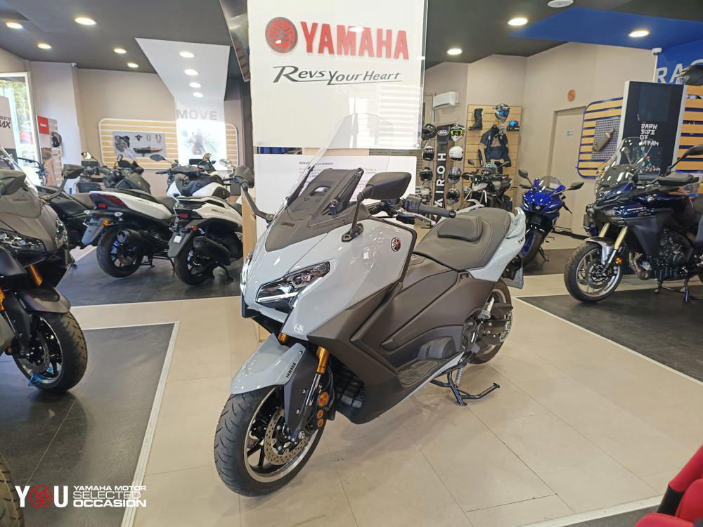 Yamaha T-Max 560 Tech Max (2025)