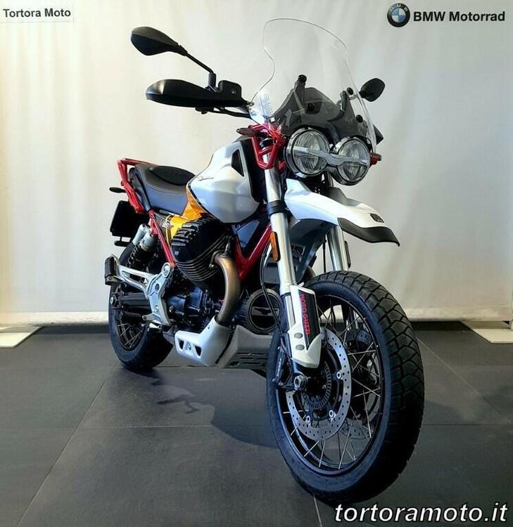 Moto Guzzi V85 TT Evocative Graphics (2019 - 20) (4)