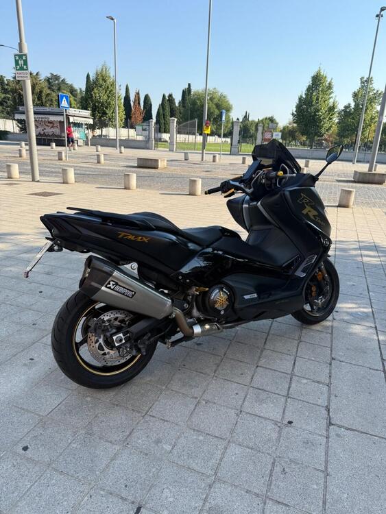 Yamaha T-Max 530 DX (2017 - 19) (2)