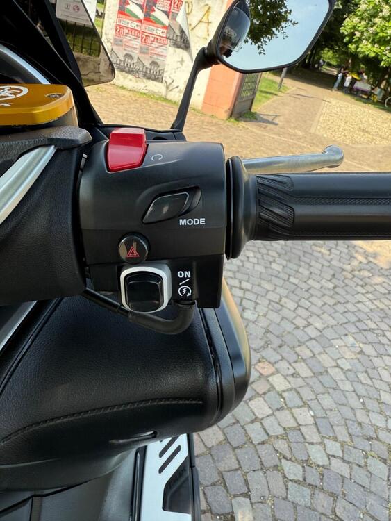 Yamaha T-Max 530 DX (2017 - 19) (5)