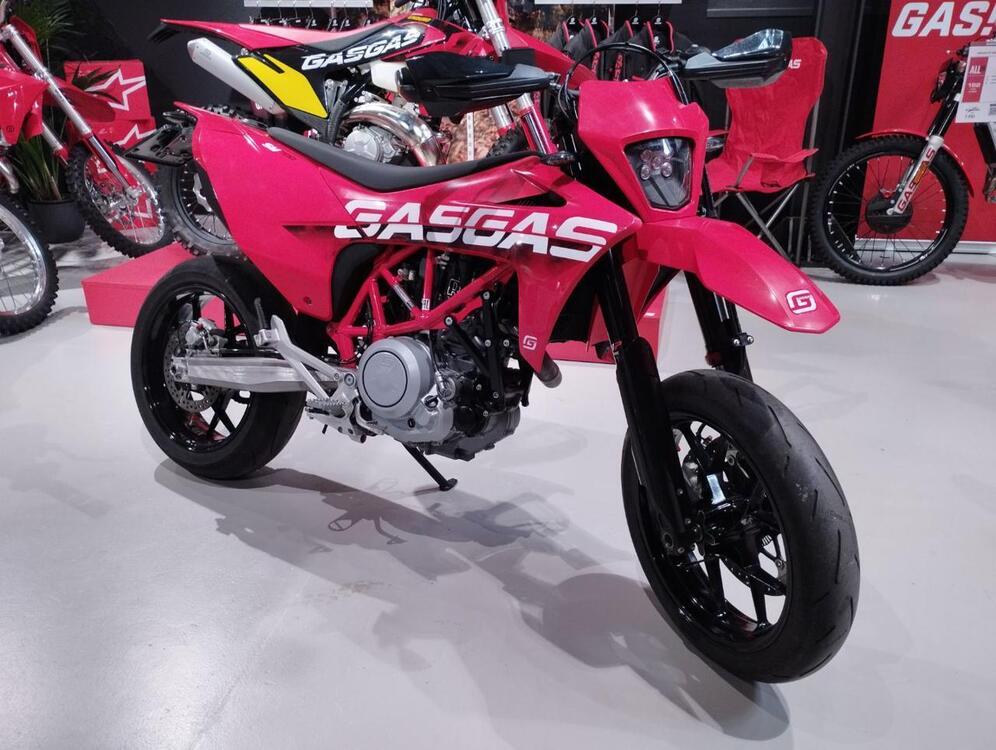 GASGAS SM 700 (2022 - 25) (2)